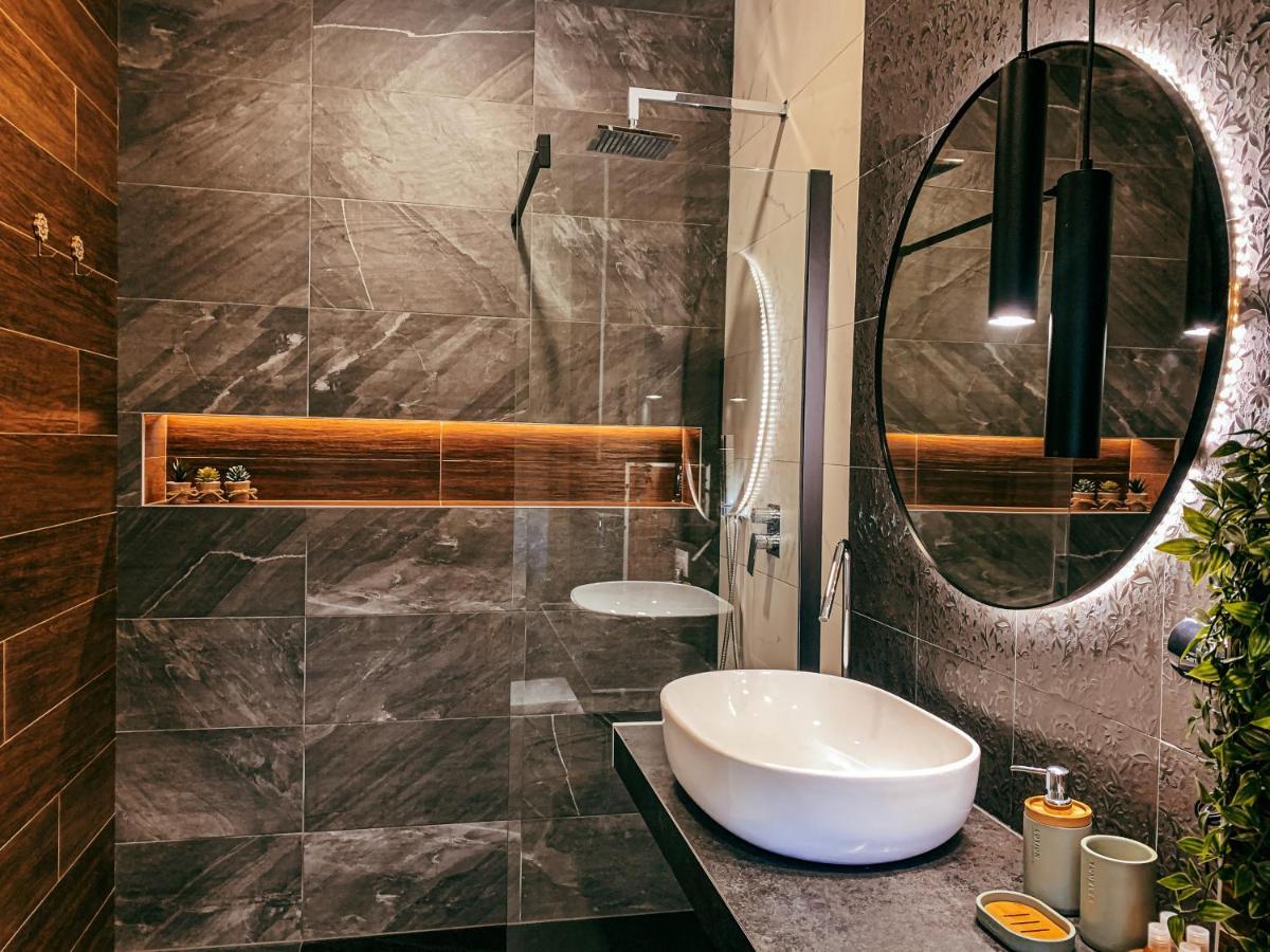 B&B Salus Civico 23 Reggio Emilia Luaran gambar